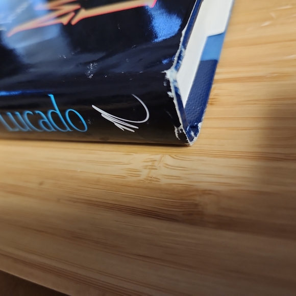 "And the Angels Were Silent: The Final Week of Jesus" by Max Lucado - Picture 2 of 8